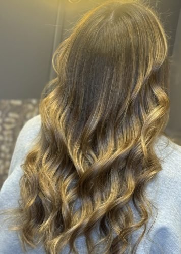 painted-by-julia-hair-treatment-balayage-waves-wilton